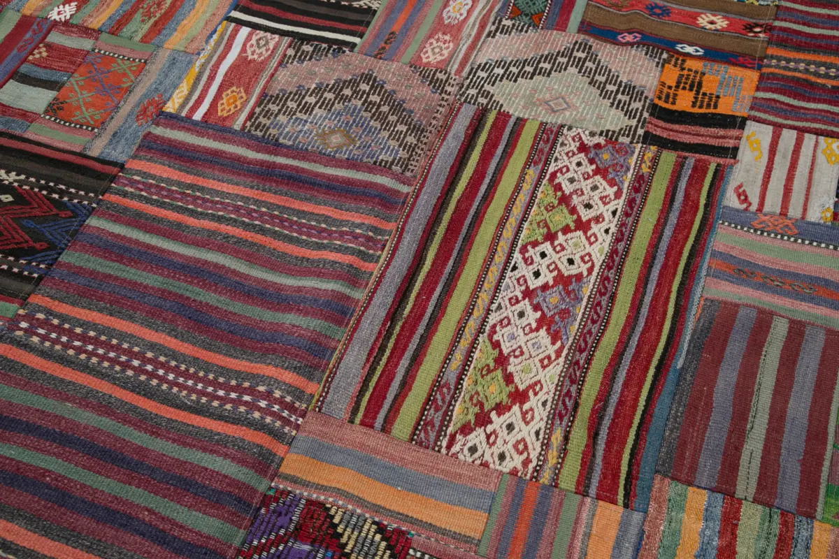 Anadolu Patchwork Multi Renk Pamuk Üzerine Yün El Dokuma Kilim-202x301 - Görsel 6