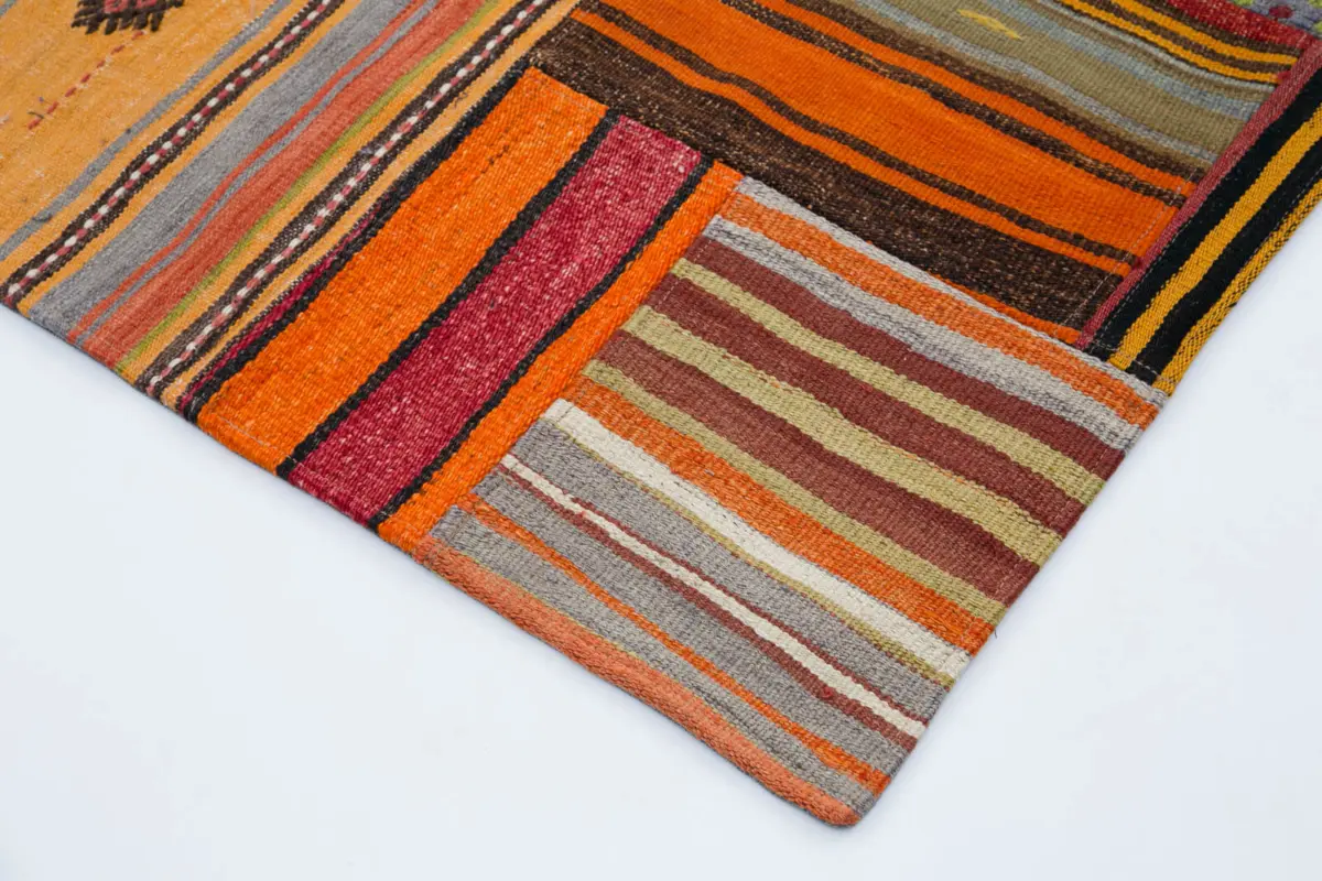 Anadolu Patchwork Multi Renk Pamuk Üzerine Yün El Dokuma Kilim-201x300 - Görsel 4