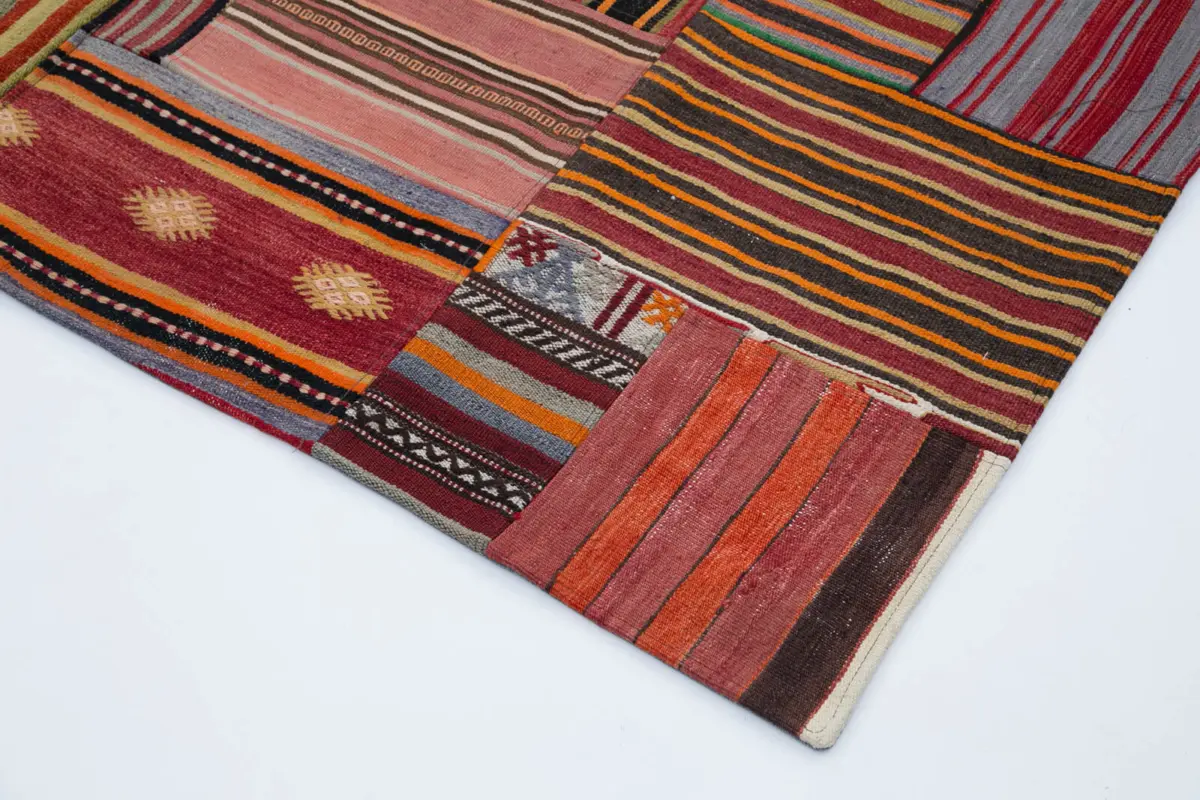 Anadolu Patchwork Multi Renk Pamuk Üzerine Yün El Dokuma Kilim-202x300 - Görsel 4
