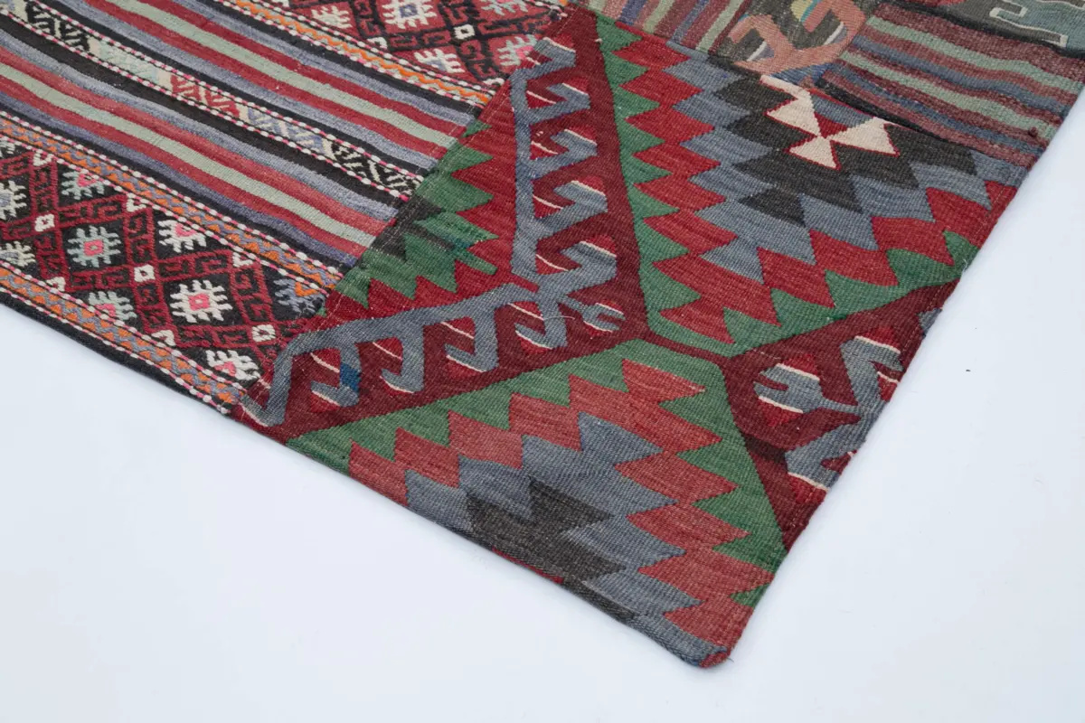 Anadolu Patchwork Multi Renk Pamuk Üzerine Yün El Dokuma Kilim-200x301 - Görsel 4