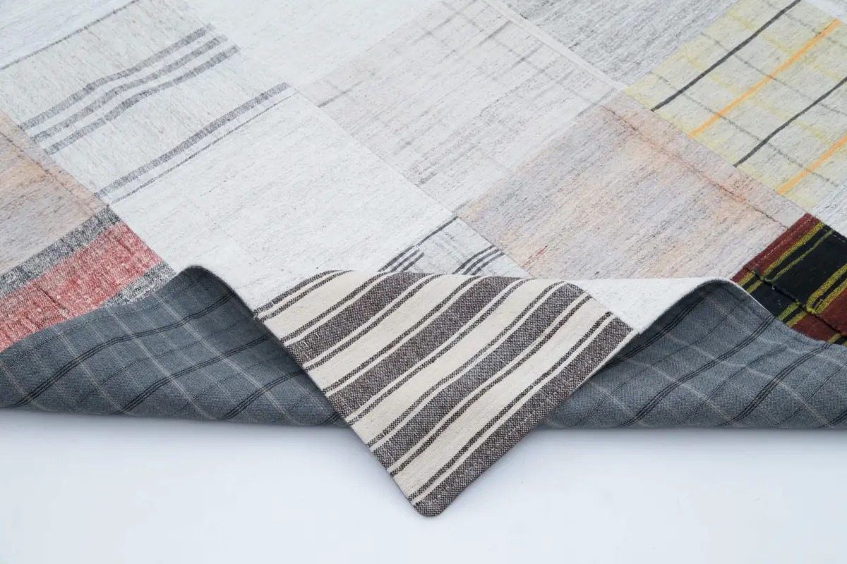 İnce Bez Patchwork Beyaz Pamuk Üzerine Yün El Dokuma Kilim-246x303 - Görsel 5