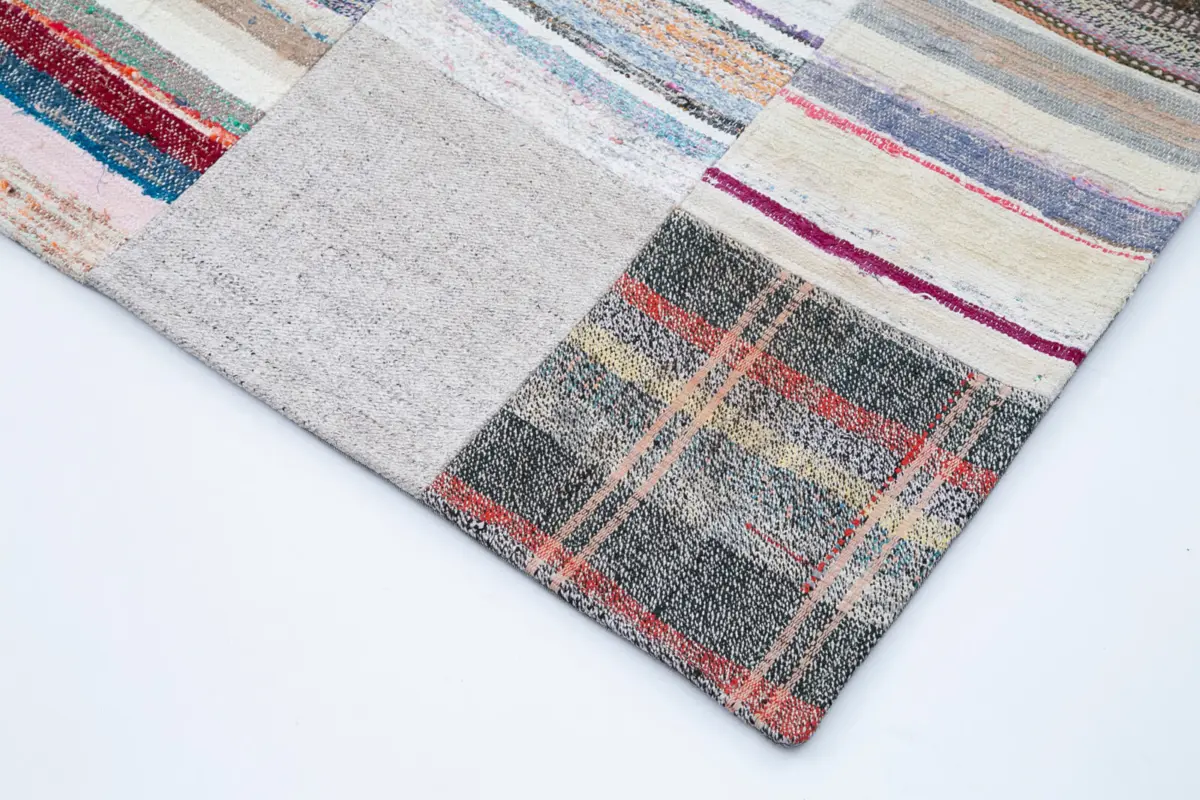 Chaput Patchwork Beyaz Renk Pamuk Üzerine Yün El Dokuma Kilim-248x351 - Görsel 4