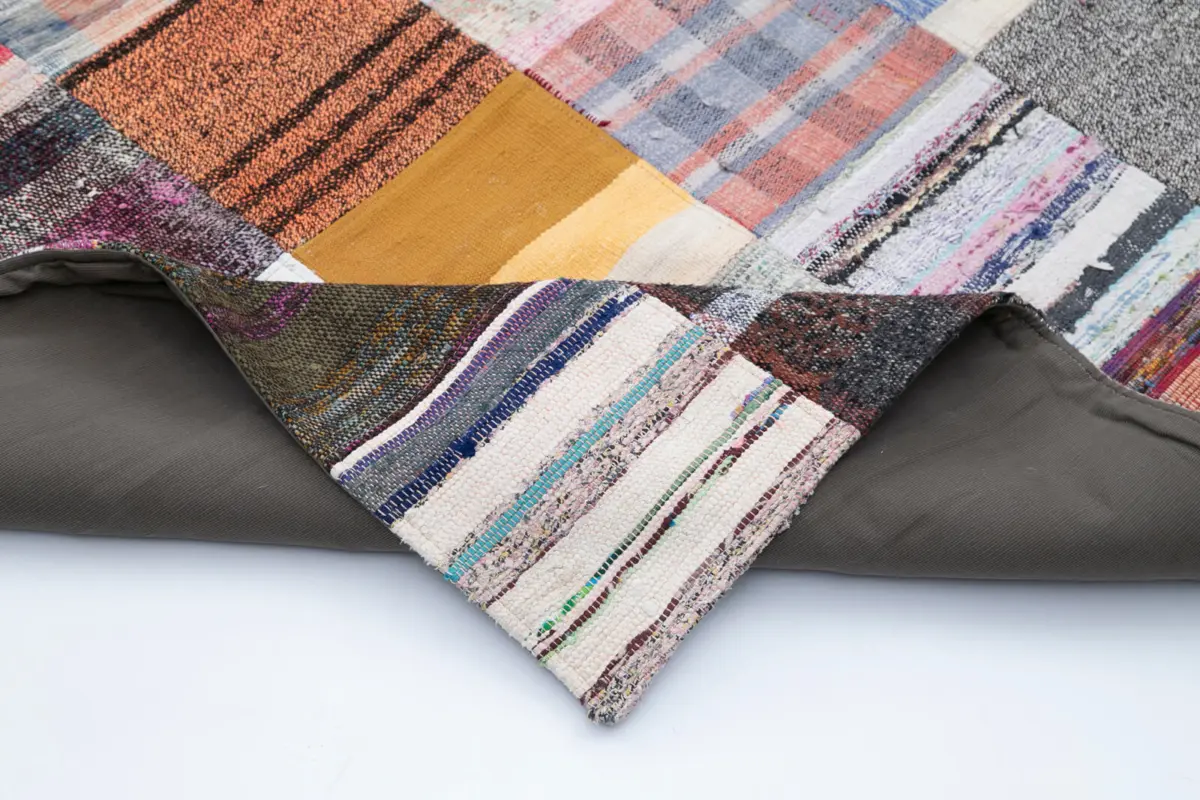 Chaput Patchwork Multi Renk Pamuk Üzerine Yün El Dokuma Kilim-278x348 - Görsel 5