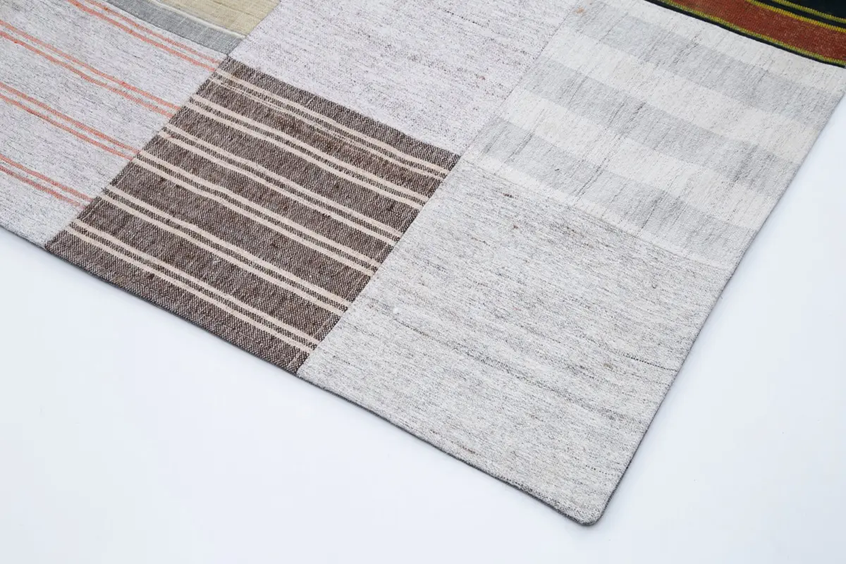 İnce Bez Patchwork Beyaz Pamuk Üzerine Yün El Dokuma Kilim-302x398 - Görsel 4