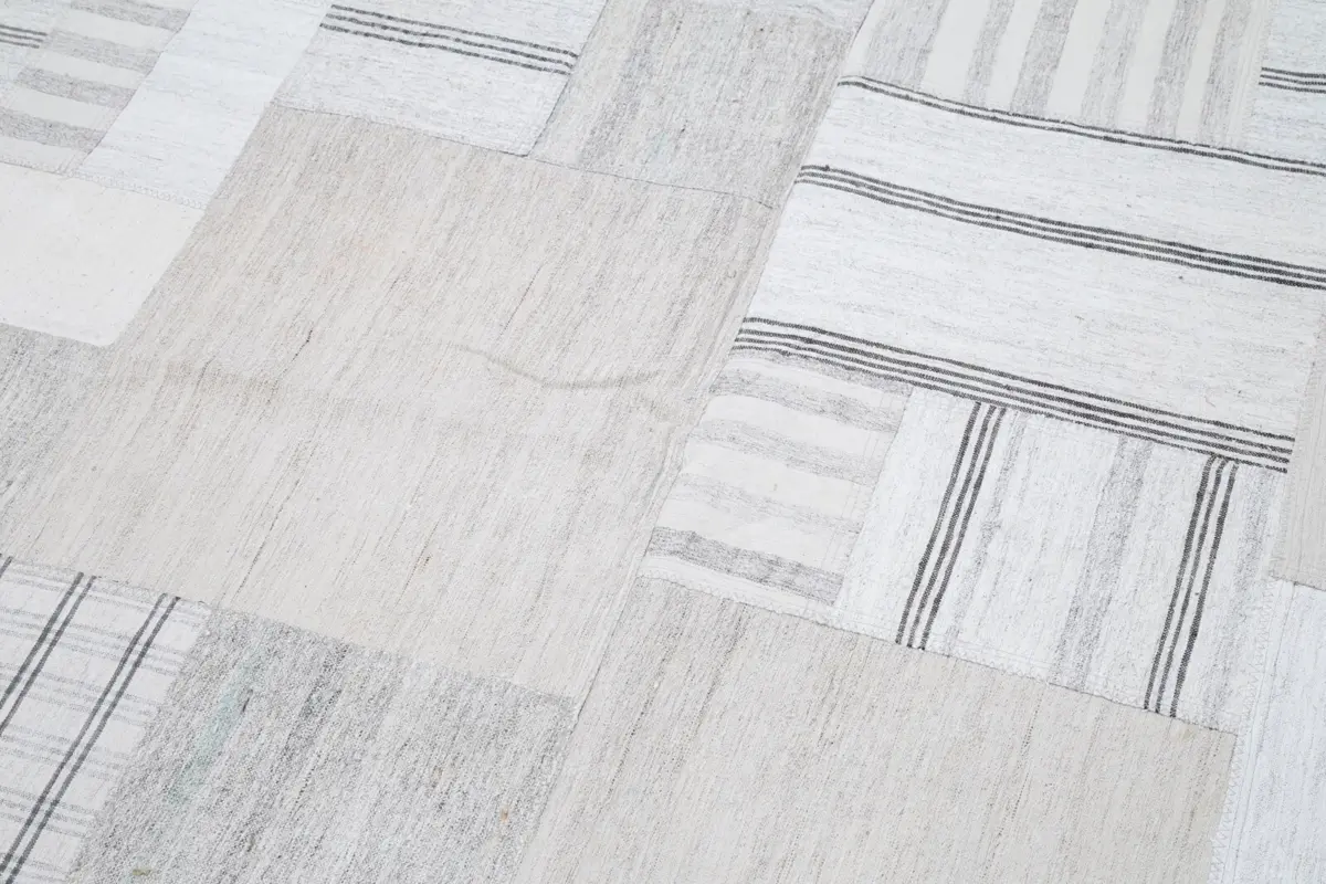 İnce Bez Patchwork Bej Pamuk Üzerine Yün El Dokuma Kilim-206x307 - Görsel 6