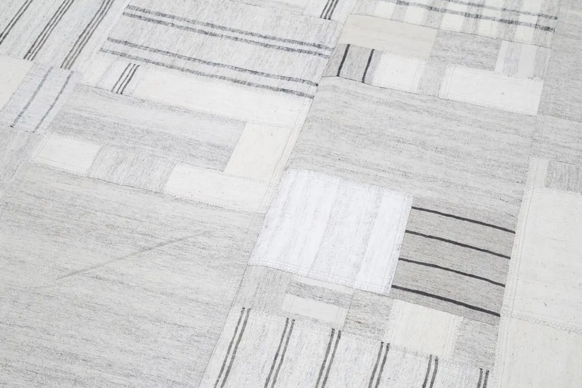 İnce Bez Patchwork Bej Pamuk Üzerine Yün El Dokuma Kilim-206x305 - Görsel 6