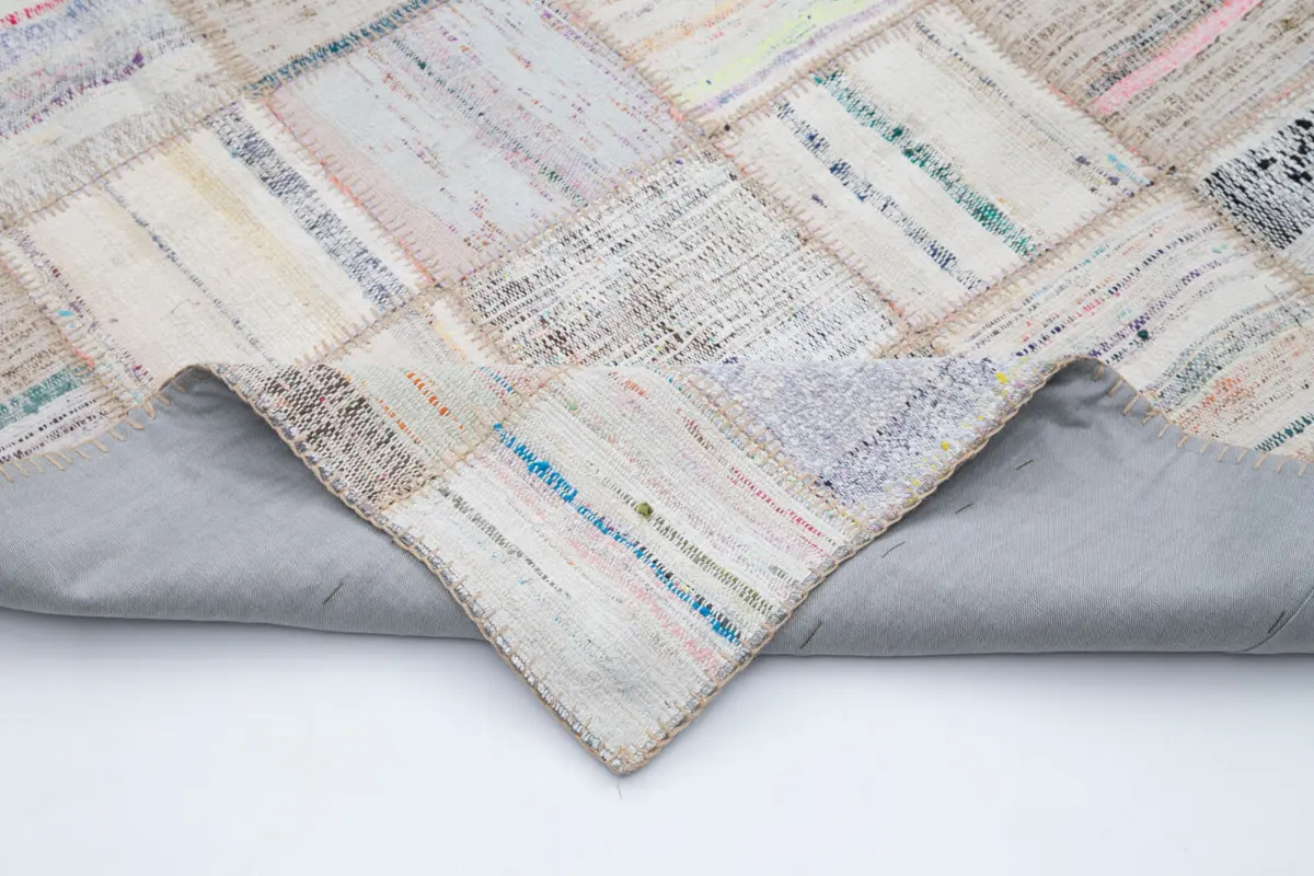Chaput Patchwork Bej Renk Pamuk Üzerine Yün El Dokuma Kilim-197x296 - Görsel 5
