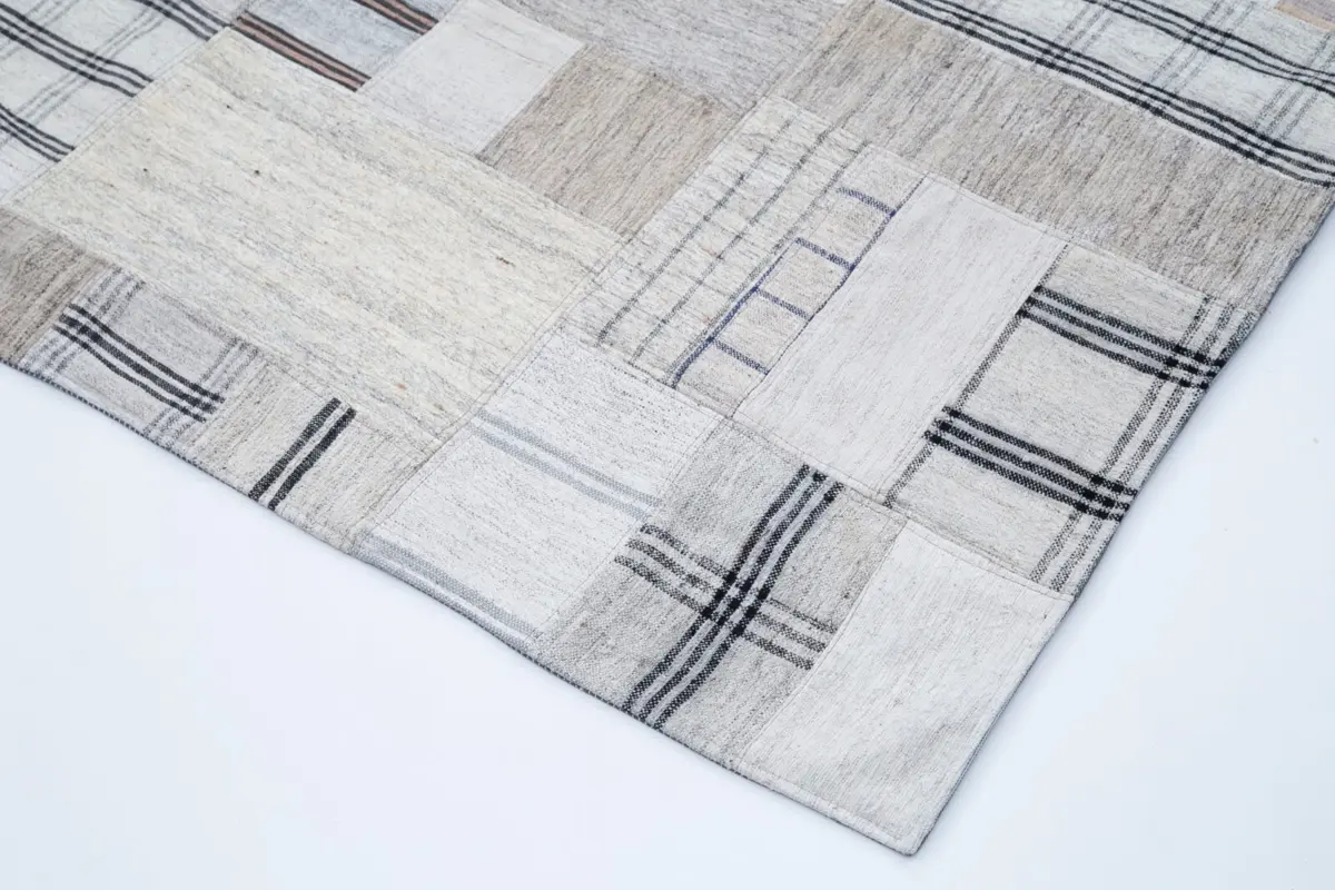 İnce Bez Patchwork Bej Pamuk Üzerine Yün El Dokuma Kilim-244x347 - Görsel 4