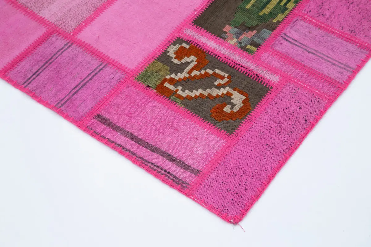 Chaput Patchwork Pembe Renk Pamuk Üzerine Yün El Dokuma Kilim-171x236 - Görsel 4