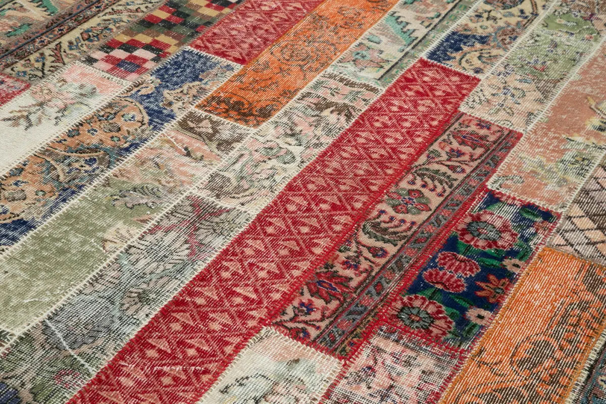 Patchwork Kırmızı Pamuk Üzerine Yün El Dokuma Kilim-203x306 - Görsel 5