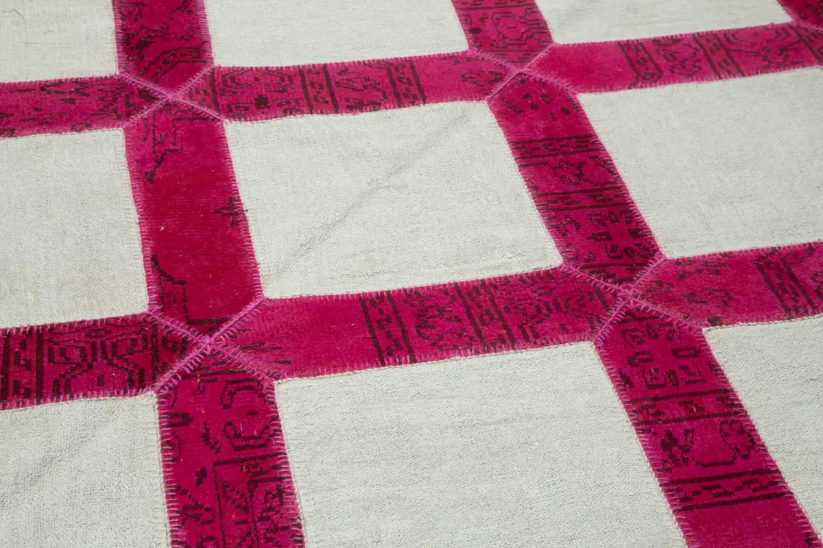 Patchwork Pembe Pamuk Üzerine Yün El Dokuma Kilim-199x293 - Görsel 5