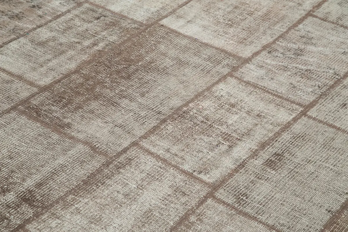 Patchwork Kahverengi Pamuk Üzerine Yün El Dokuma Kilim-202x297 - Görsel 5