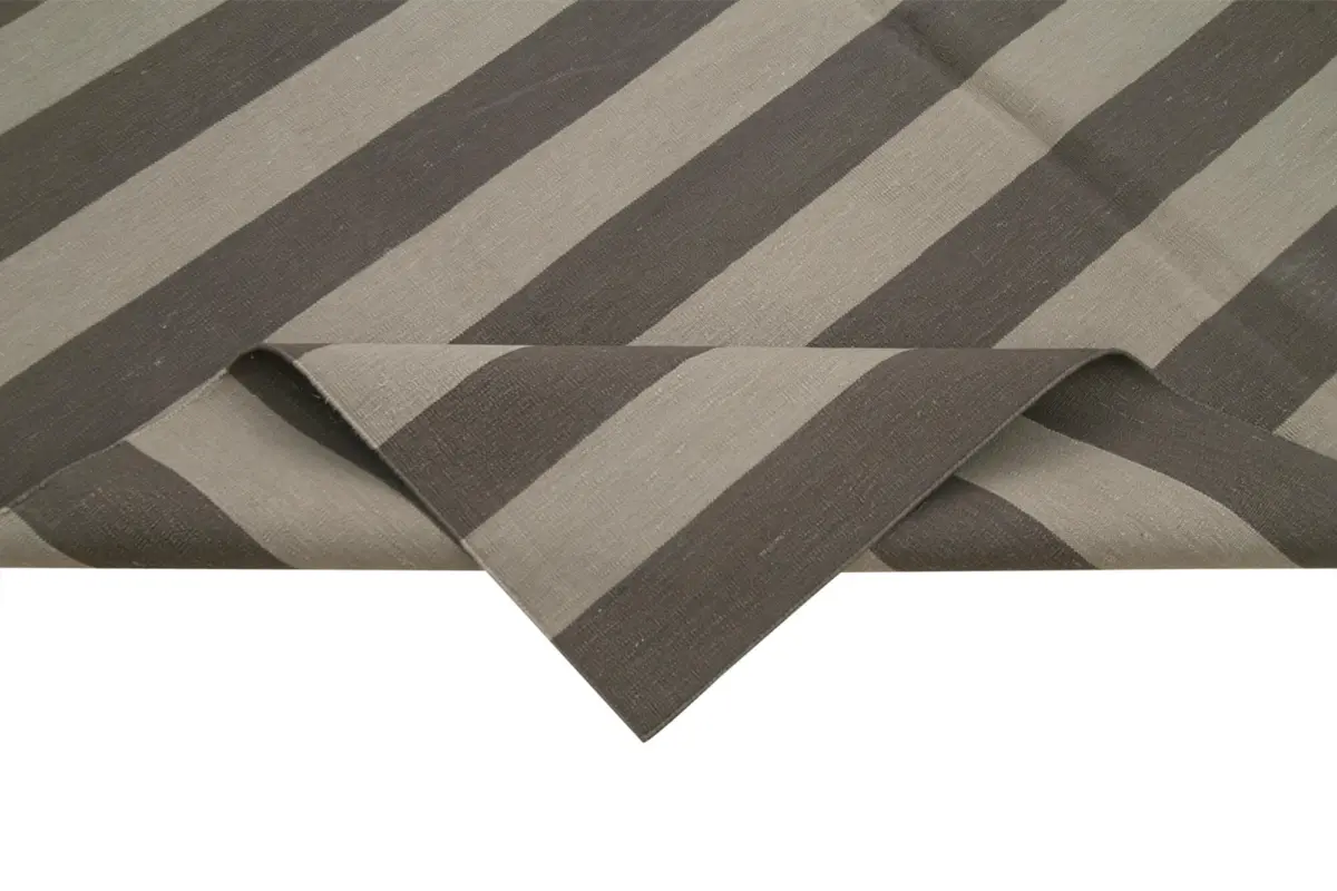 Duri Modern Kahverengi Pamuk Üstü Yün El Dokuma Kilim-182x277 - Görsel 6