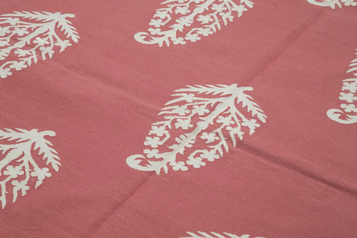 Duri Modern Kırmızı Pamuk Üstü Yün El Dokuma Kilim-180x272 - Görsel 5