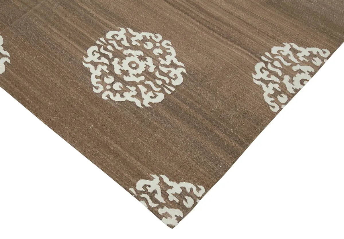 Duri Modern Kahverengi Pamuk Üstü Yün El Dokuma Kilim-180x268 - Görsel 4