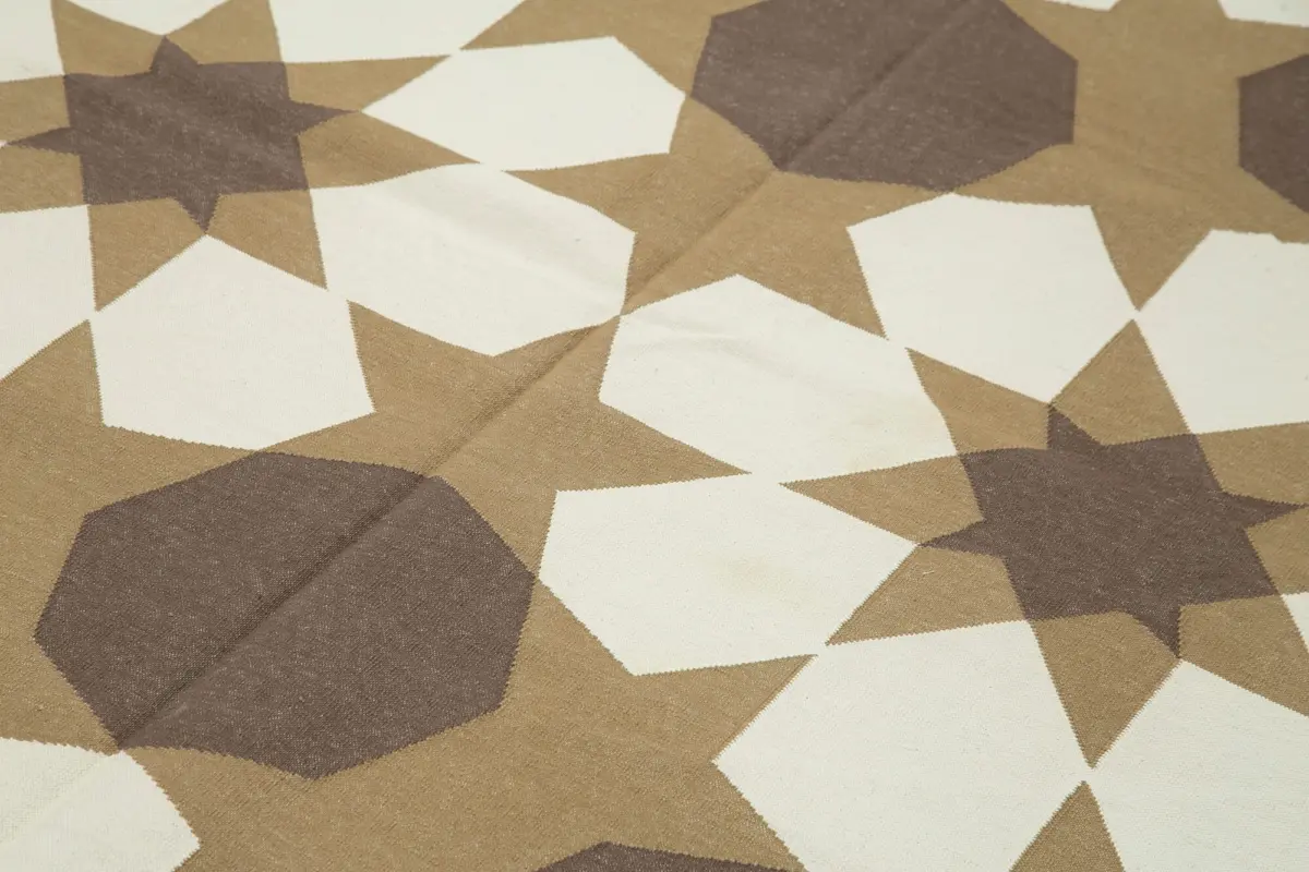 Duri Modern Kahverengi Pamuk Üstü Yün El Dokuma Kilim-186x268 - Görsel 5