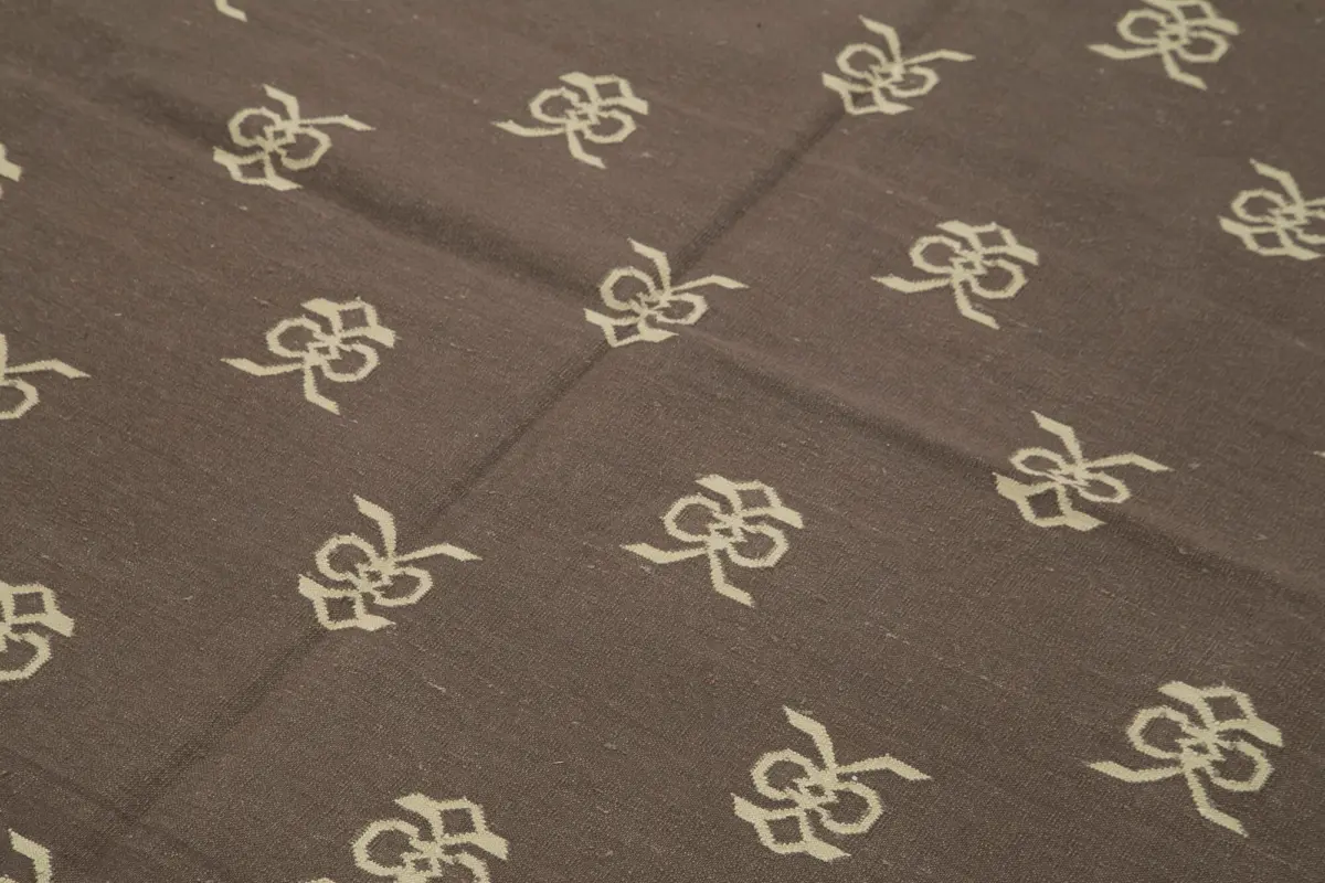 Duri Modern Kahverengi Pamuk Üstü Yün El Dokuma Kilim-185x270 - Görsel 5