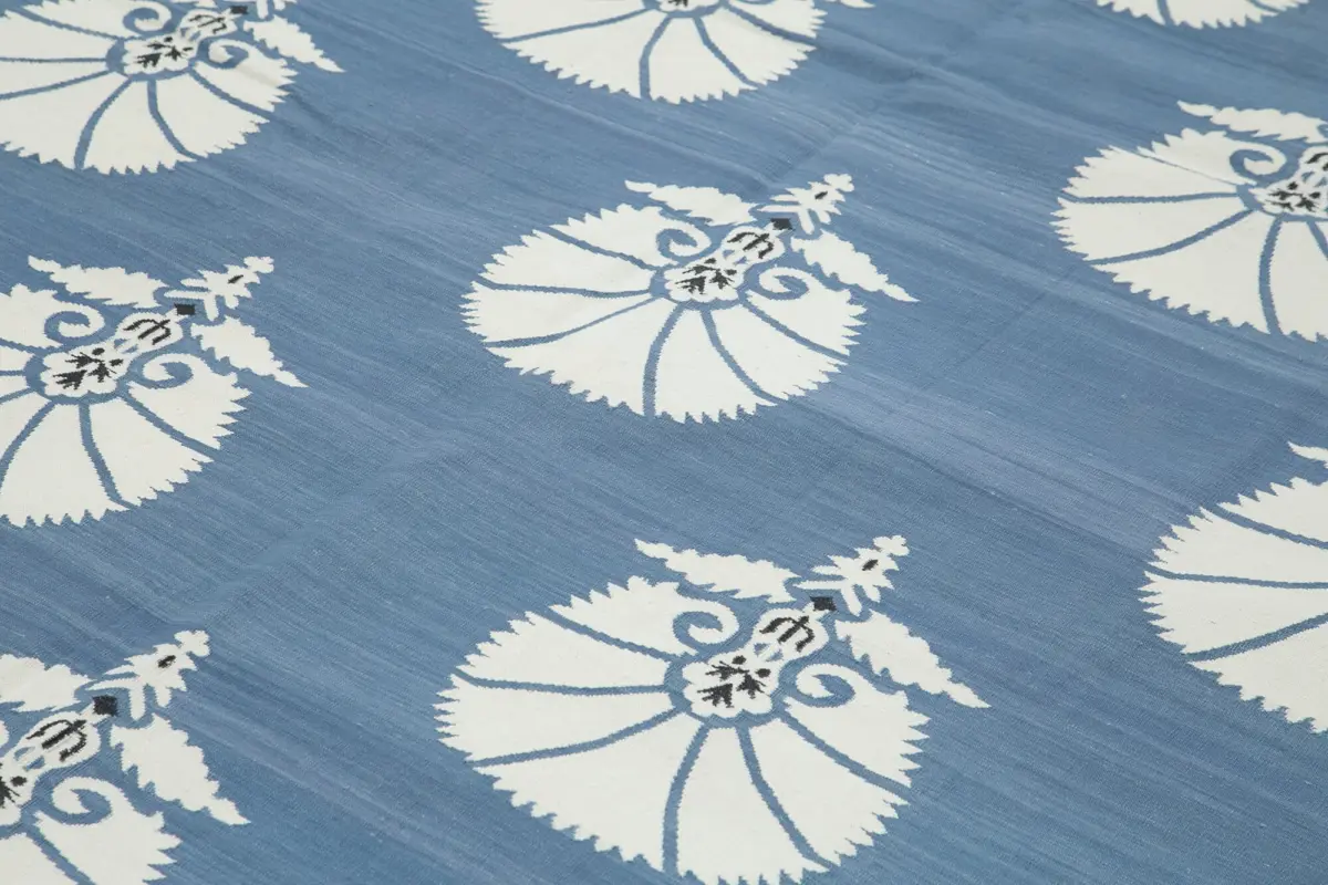 Duri Modern Mavi Pamuk Üstü Yün El Dokuma Kilim-309x430 - Görsel 5