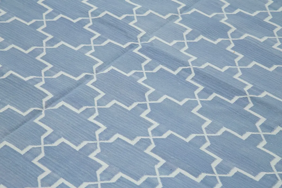 Duri Modern Mavi Pamuk Üstü Yün El Dokuma Kilim-250x306 - Görsel 5