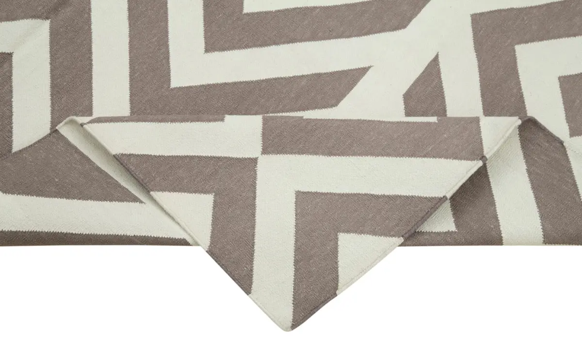 Duri Modern Kahverengi Pamuk Üstü Yün El Dokuma Kilim-115x167 - Görsel 6