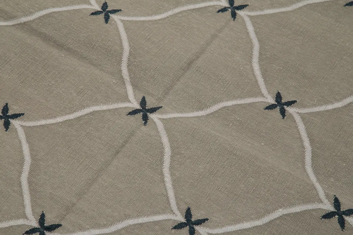 Duri Modern Gri Pamuk Üstü Yün El Dokuma Kilim-110x163 - Görsel 5