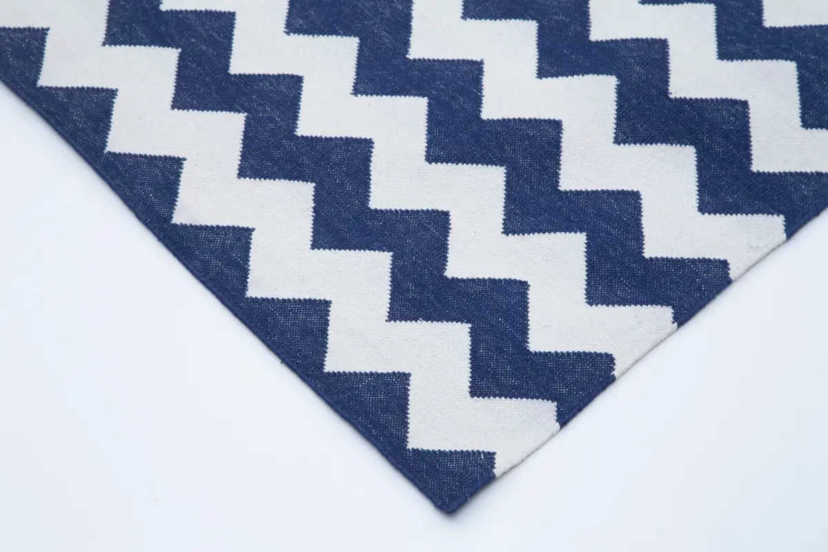 Duri Modern Mavi Pamuk Üstü Yün El Dokuma Kilim-305x415 - Görsel 4