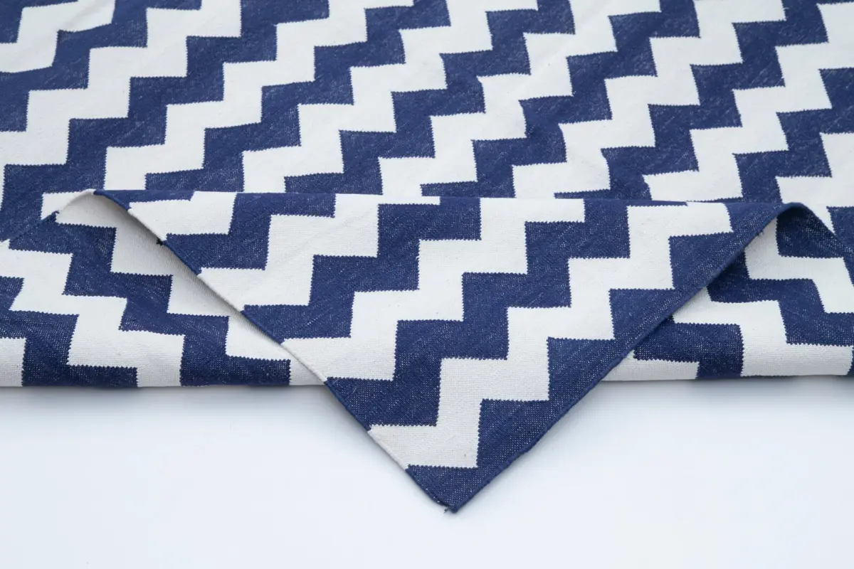 Duri Modern Mavi Pamuk Üstü Yün El Dokuma Kilim-305x415 - Görsel 6