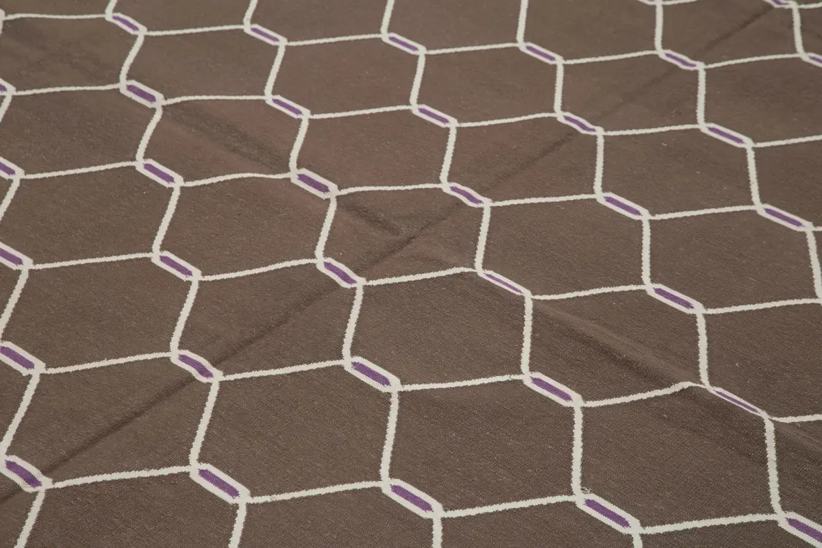 Duri Modern Kahverengi Pamuk Üstü Yün El Dokuma Kilim-250x296 - Görsel 5