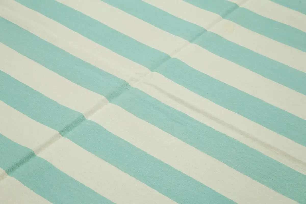 Duri Modern Turkuaz Pamuk Üstü Yün El Dokuma Kilim-240x308 - Görsel 5