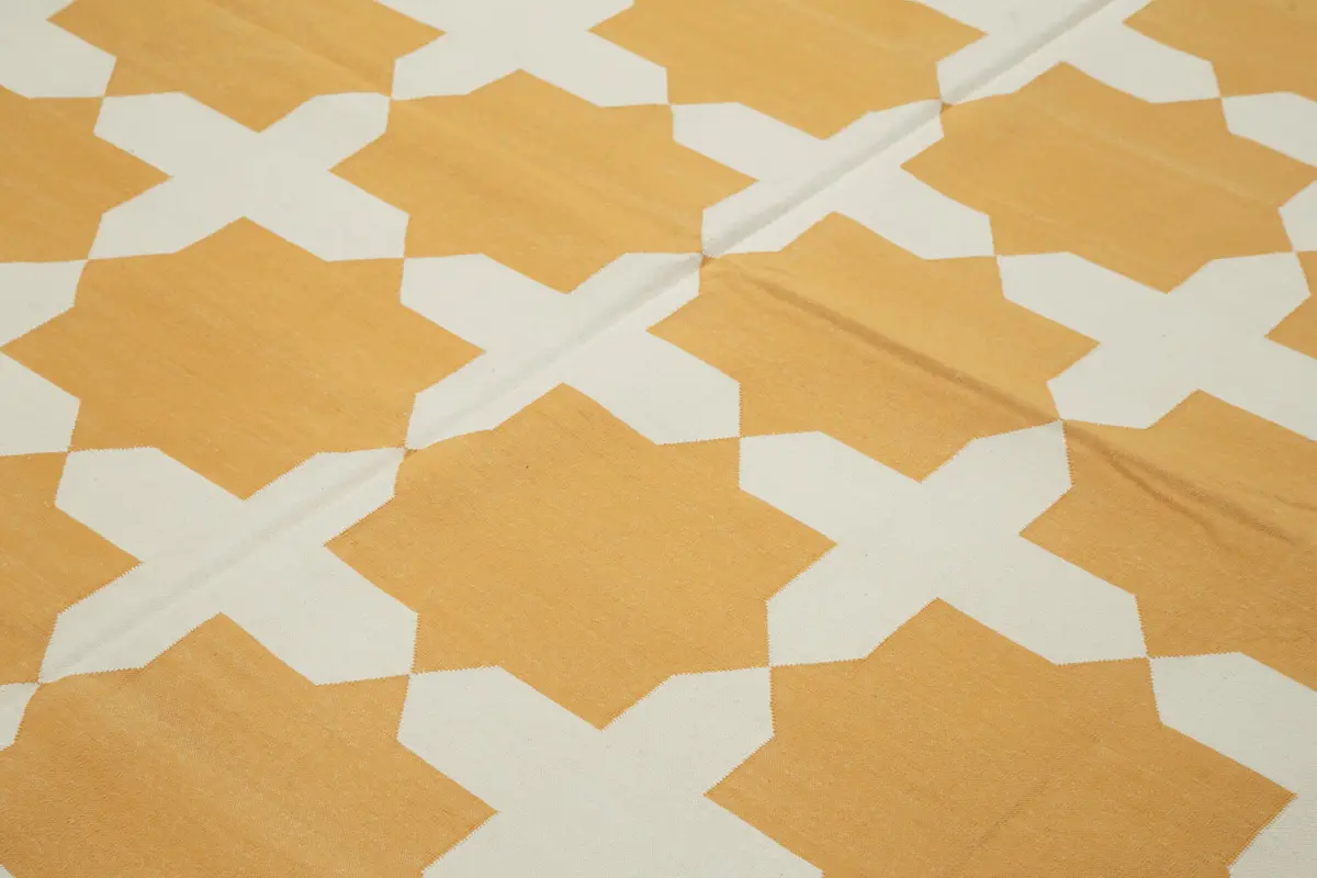 Duri Modern Sarı Pamuk Üstü Yün El Dokuma Kilim-240x292 - Görsel 5