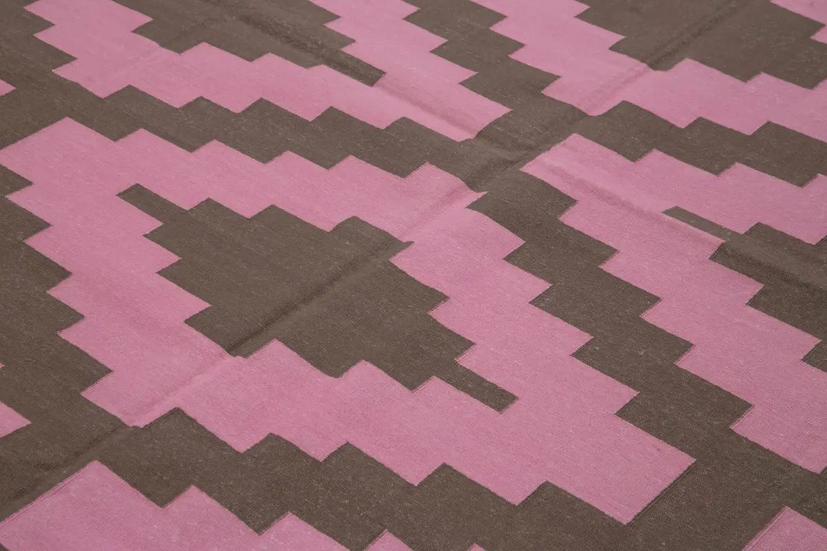 Duri Modern Pembe Pamuk Üstü Yün El Dokuma Kilim-245x300 - Görsel 5