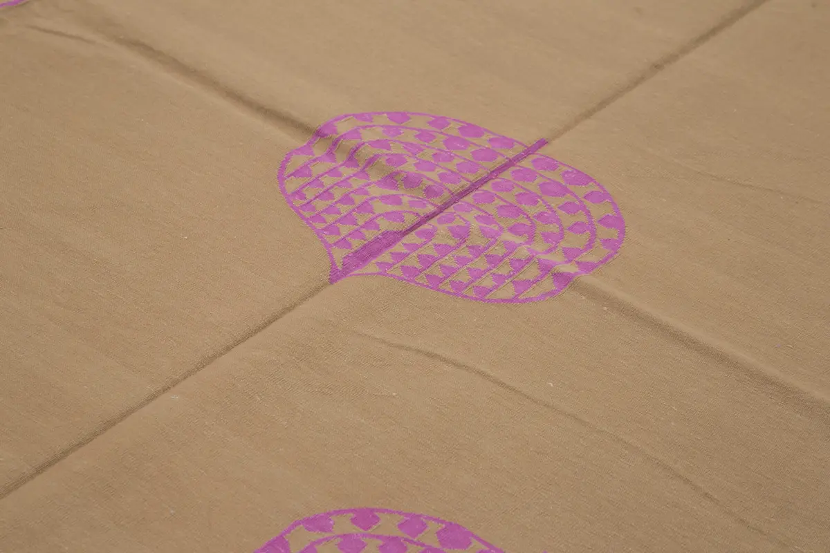 Duri Modern Kahverengi Pamuk Üstü Yün El Dokuma Kilim-244x300 - Görsel 5