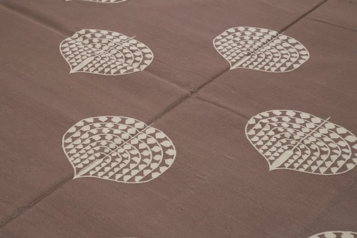 Duri Modern Kahverengi Pamuk Üstü Yün El Dokuma Kilim-244x302 - Görsel 5