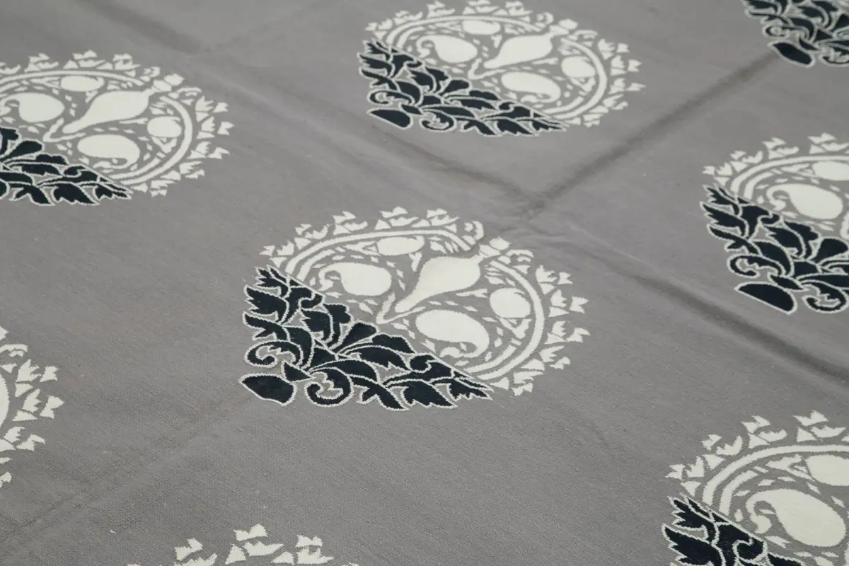 Duri Modern Yeşil Pamuk Üstü Yün El Dokuma Kilim-280x364 - Görsel 5