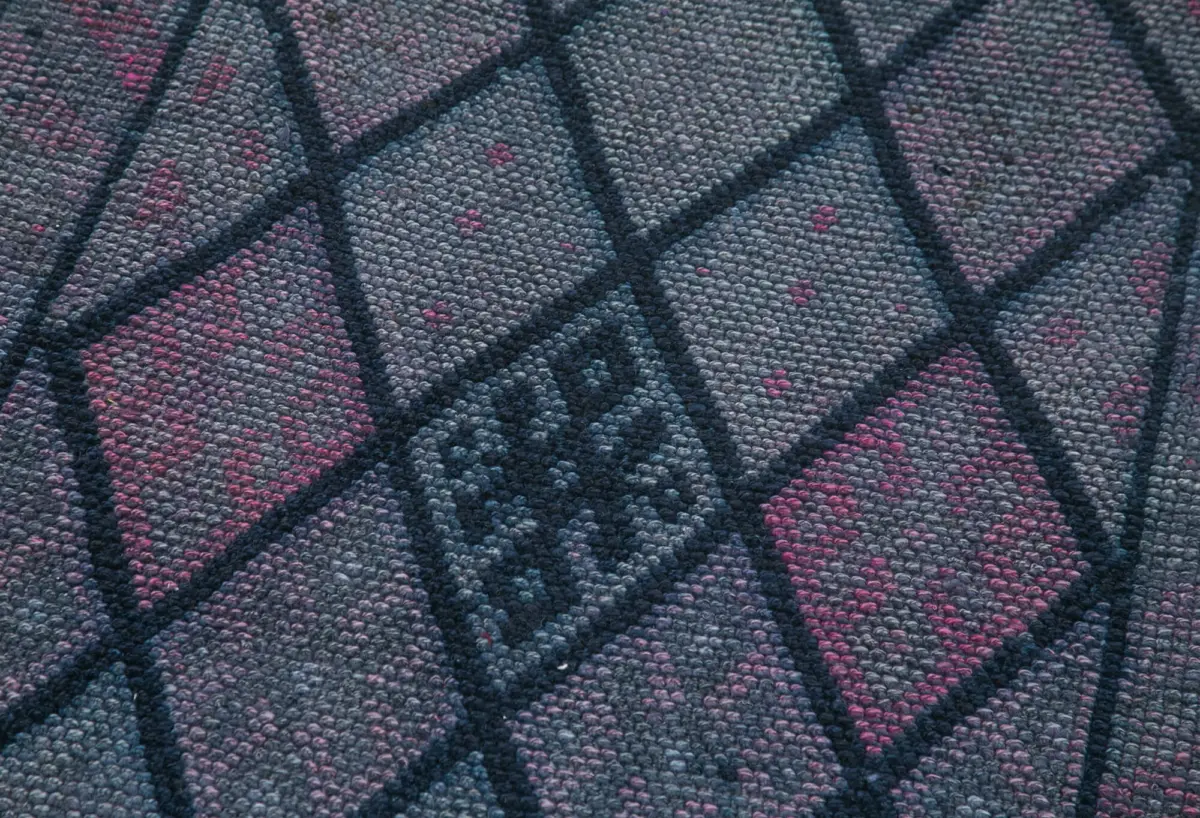 Herki Eskitme Mor Pamuk Üzerine Yün El Dokuma Halı-085x368 - Görsel 5