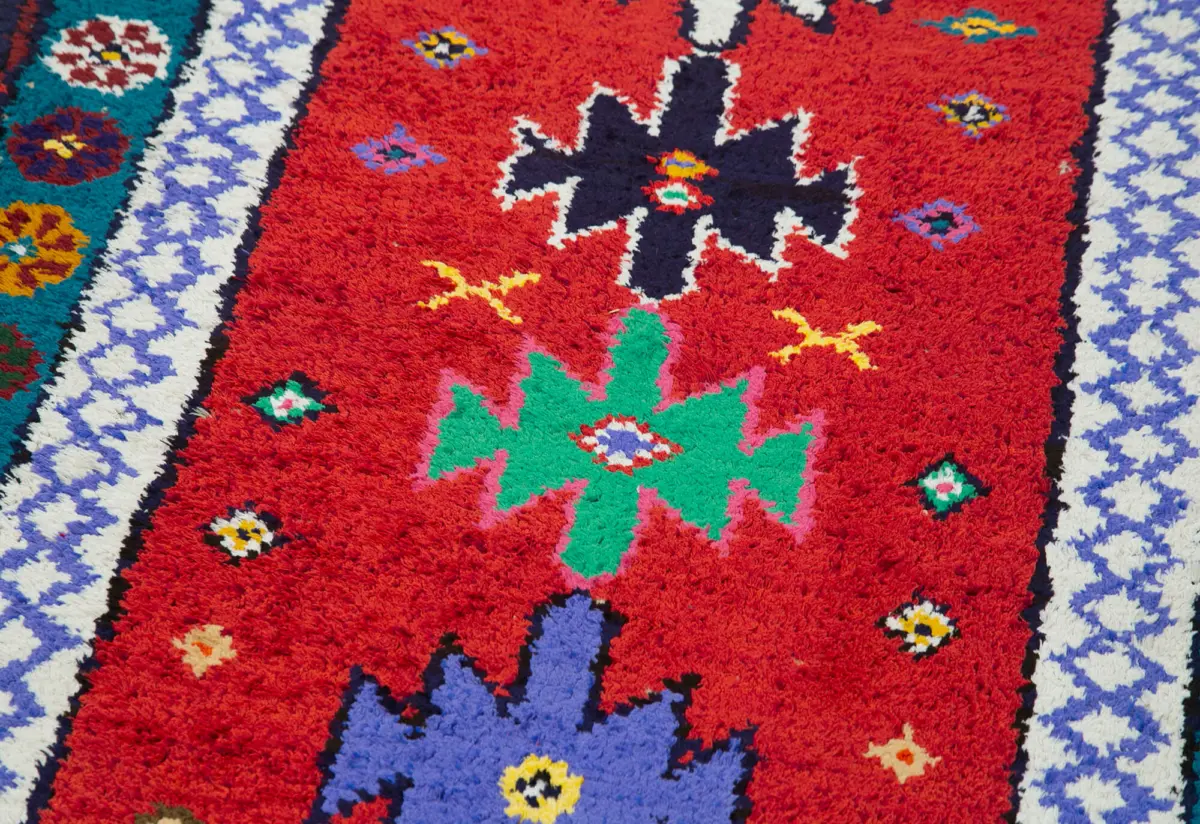 Herki Eskitme Kırmızı Pamuk Üzerine Yün El Dokuma Halı-088x371 - Görsel 5