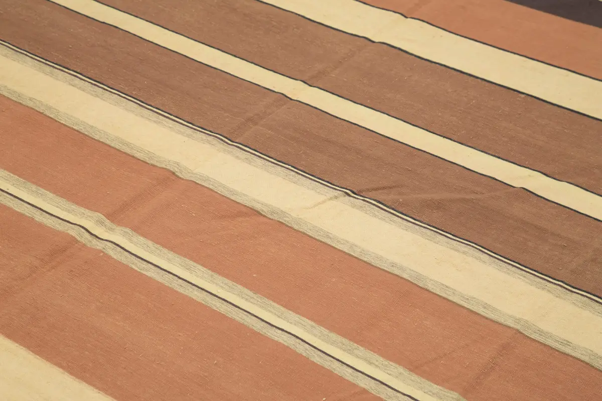 Duri Modern Kahverengi Pamuk Üstü Yün El Dokuma Kilim-270x367 - Görsel 5