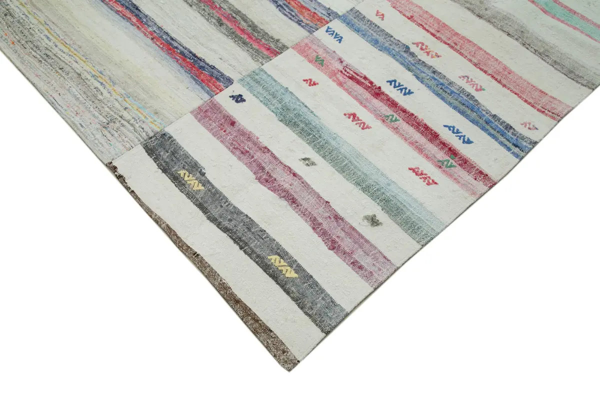 Chaput Patchwork Bej Renk Pamuk Üzerine Yün El Dokuma Kilim-293x401 - Görsel 4