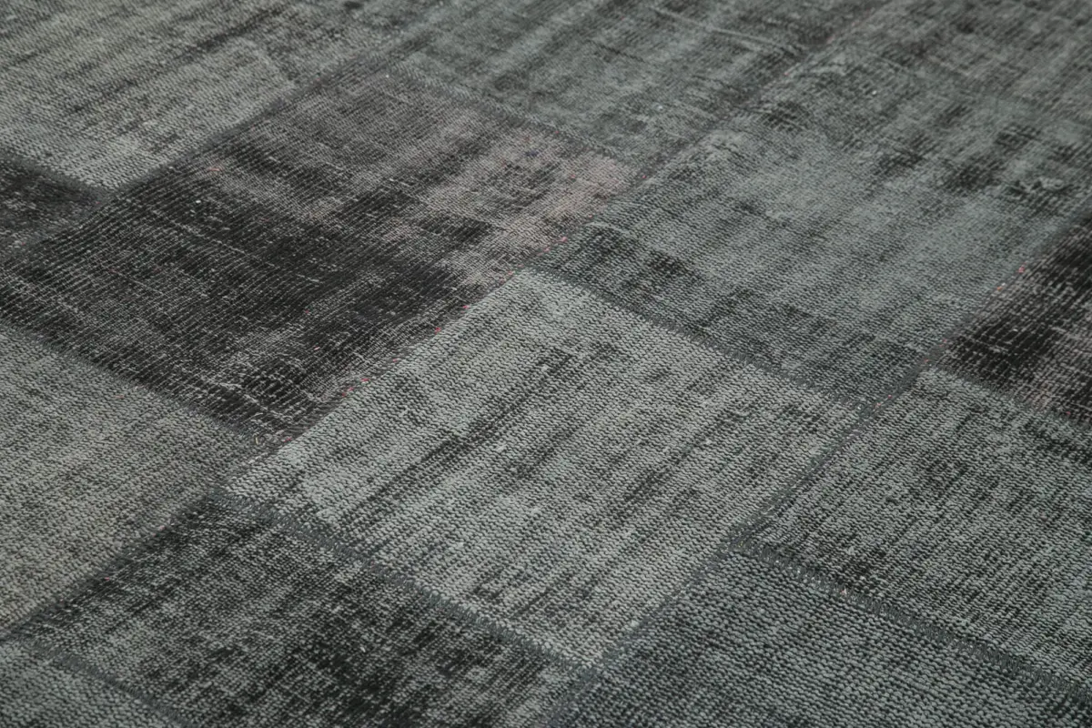 Patchwork Siyah Pamuk Üzerine Yün El Dokuma Kilim-256x353 - Görsel 5