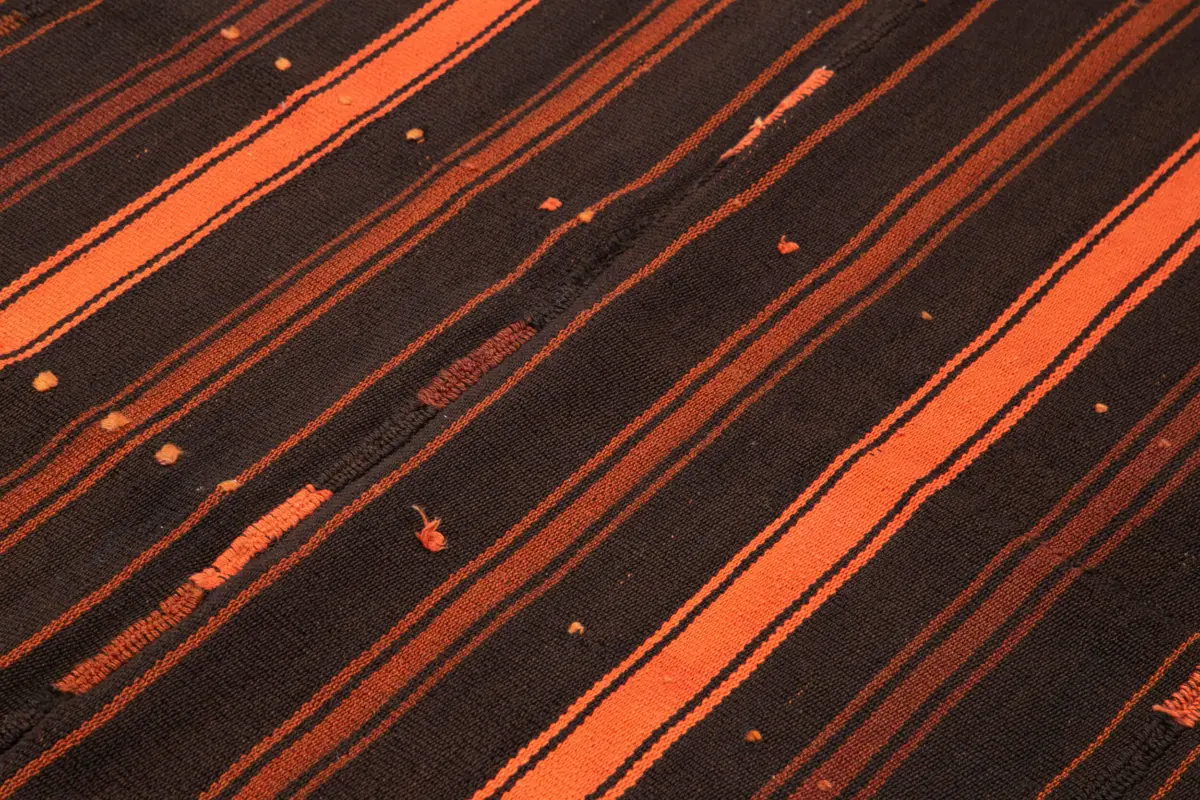 Kıl Çizgili Siyah Keçi Kılı İpliğinden El Dokuma Kilim-180x222 - Görsel 5