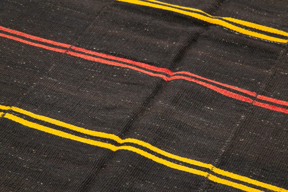 Kıl Çizgili Kahverengi Keçi Kılı İpliğinden El Dokuma Kilim-172x418 - Görsel 5