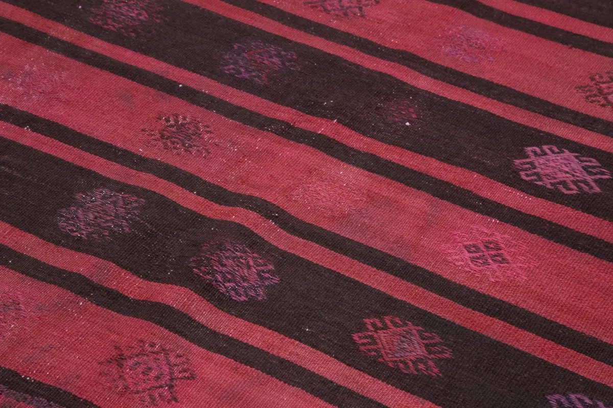 Cıcım Eskitme Kırmızı Renk Keçi Kılı El Dokuma Kilim-190x313 - Görsel 5