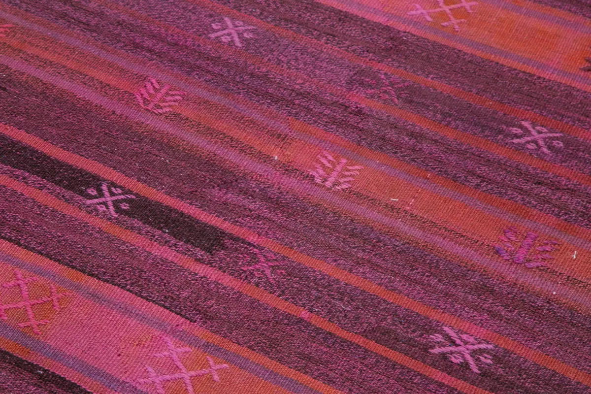 Cıcım Eskitme Kırmızı Renk Keçi Kılı El Dokuma Kilim-125x245 - Görsel 5