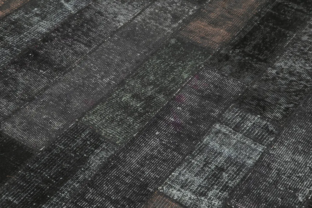 Patchwork Siyah Pamuk Üzerine Yün El Dokuma Kilim-171x243 - Görsel 5