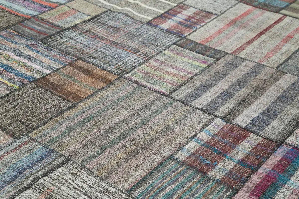 Chaput Patchwork Multi Renk Pamuk Üzerine Yün El Dokuma Kilim-330x412 - Görsel 5