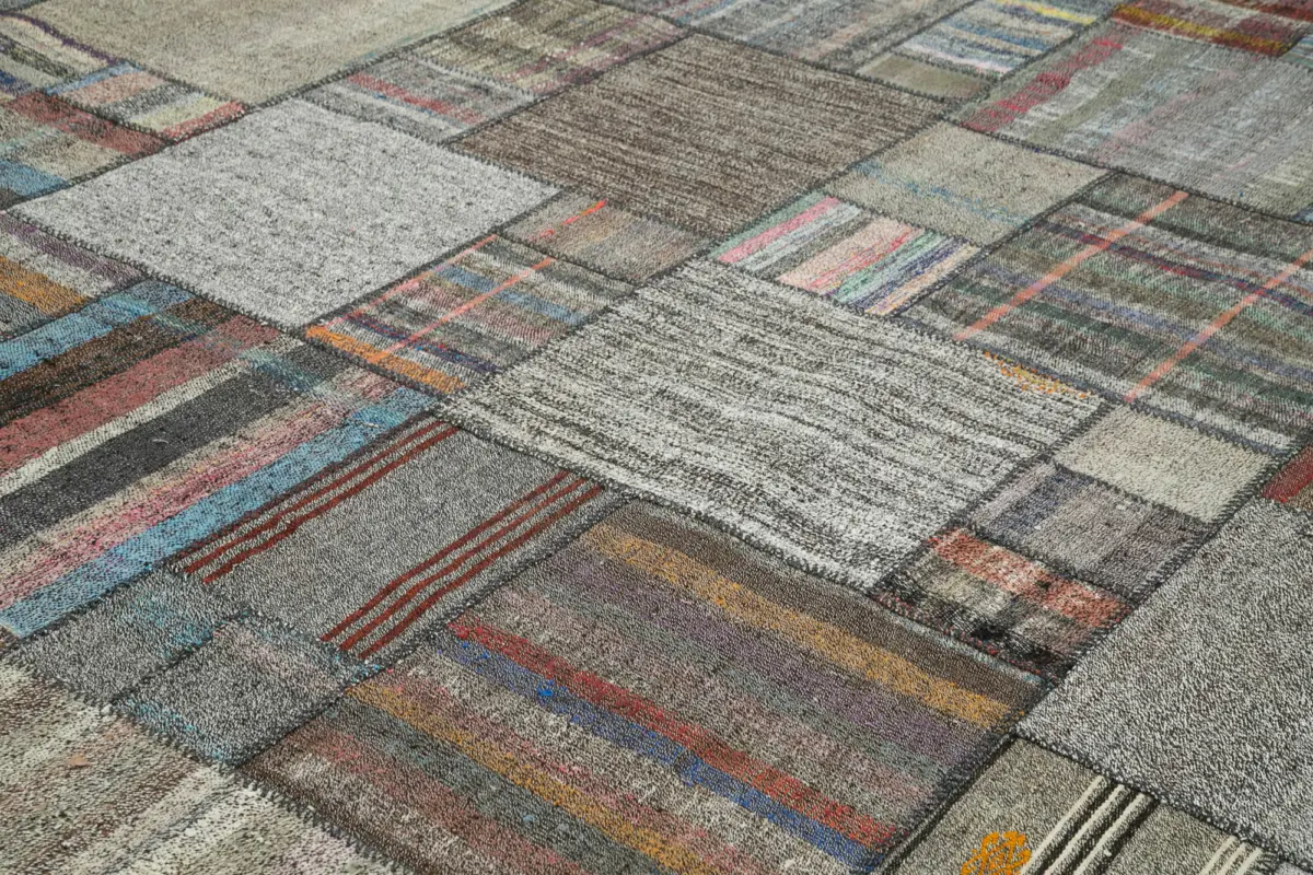 Chaput Patchwork Multi Renk Pamuk Üzerine Yün El Dokuma Kilim-332x412 - Görsel 5