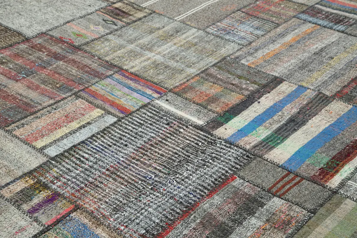 Chaput Patchwork Multi Renk Pamuk Üzerine Yün El Dokuma Kilim-327x407 - Görsel 5