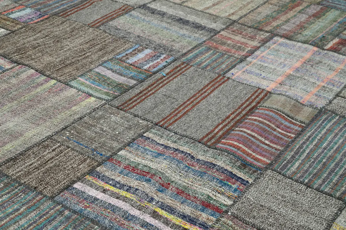 Chaput Patchwork Multi Renk Pamuk Üzerine Yün El Dokuma Kilim-330x416 - Görsel 5