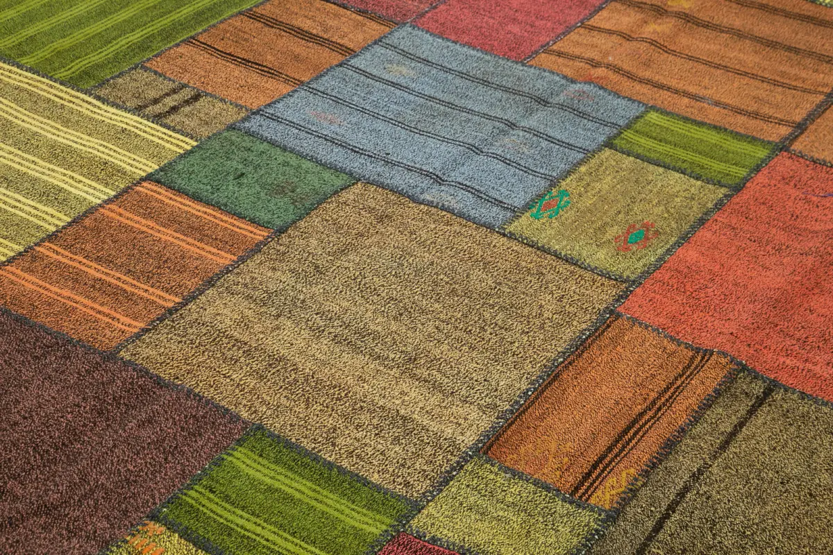 Chaput Patchwork Multi Renk Pamuk Üzerine Yün El Dokuma Kilim-250x352 - Görsel 5