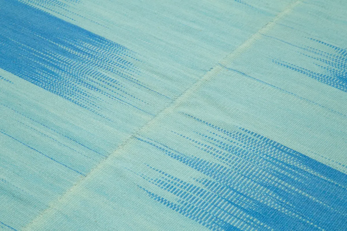Gümgüm Modern Mavi Pamuk Üstü Yün El Dokuma Kilim-208x266 - Görsel 5